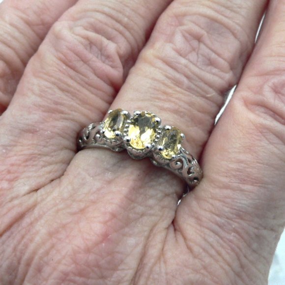 Sz 8 Genuine Brazilian Citrine 3 Stone Ring - Picture 5 of 6